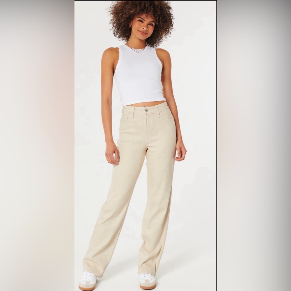 Cream-colored Dad Jeans